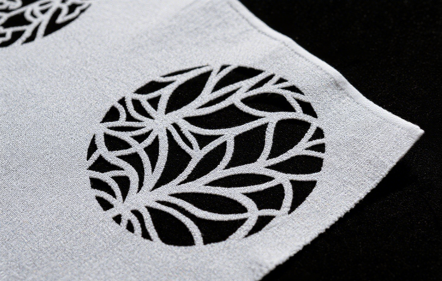 Ce este sistemul de control al tăierii cu laser cu fibre?