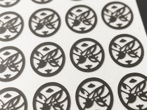 Îmbunătățirea producției cu controler inteligent de tăiere cu laser